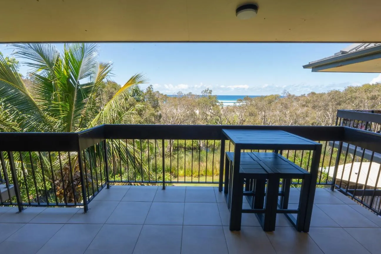 Apartment 31 At Home - Absolute Beachfront Point Lookout